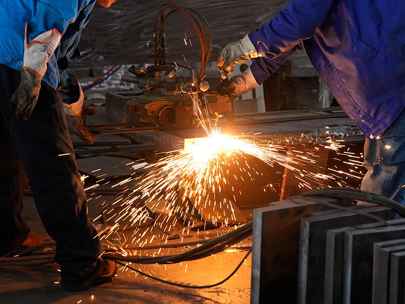 Quali sono i principali componenti resistenti al calore delle fusioni di precisione in acciaio resistente al calore?